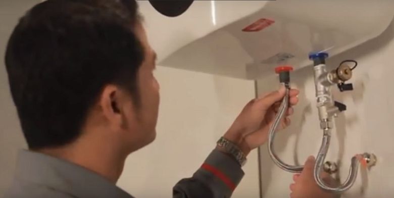 bình nóng lạnh không nóng 2